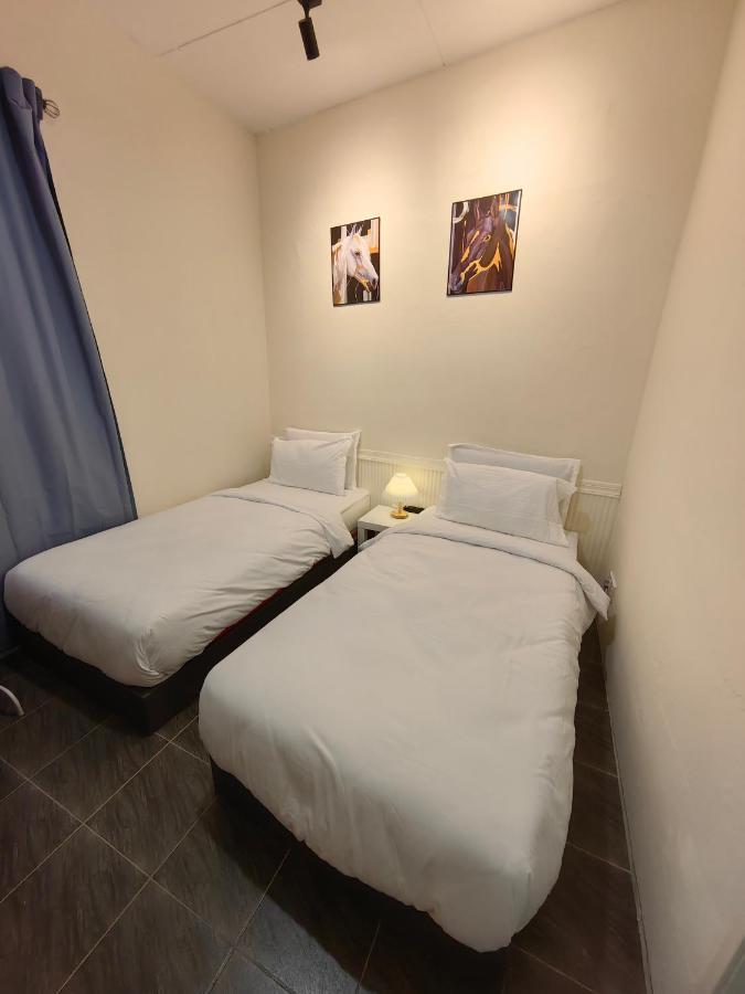 22A Hostel 乔治敦 外观 照片